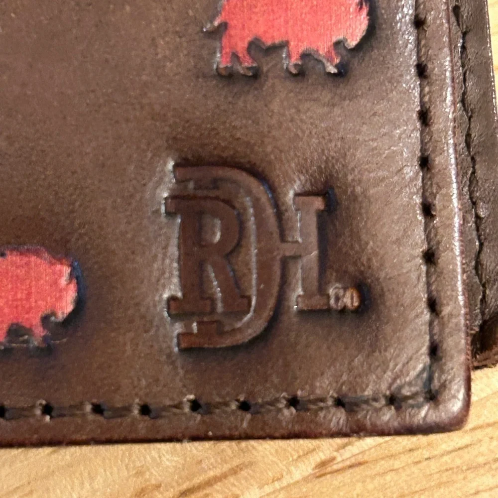 RED DIRT BIFOLD WALLET BISON PATTERN